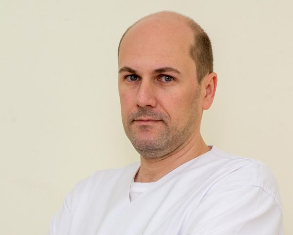 Dr. Adrian Cosmin Schipor