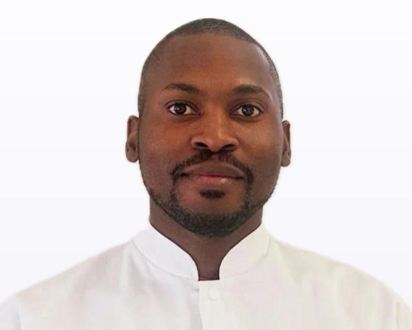 Dr. Akorabirungi Swizen Dr. Akorabirungi Swizen